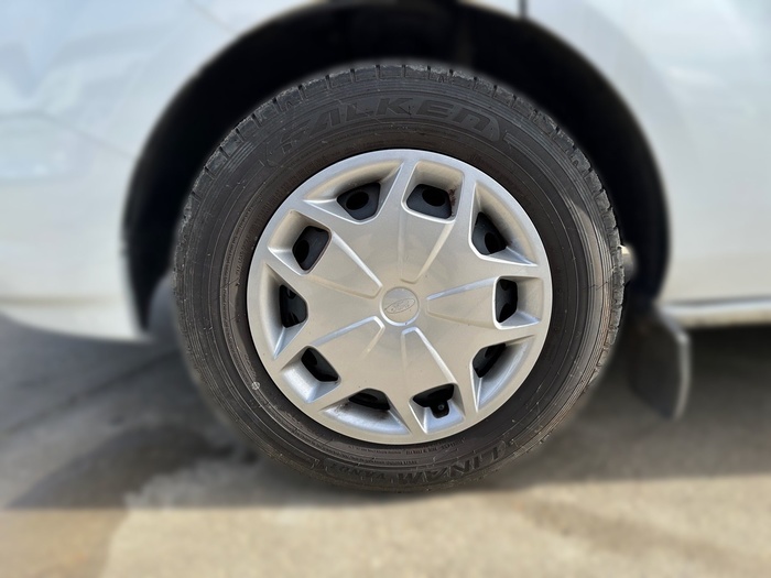 Ford Transit Custom Kombi 2.0 TDCI 320 L1 Trend 96 kW (130 CV) Vehículo usado en Madrid Ford Transit Custom Kombi 2.0 TDCI 320 L1 Trend 96 kW (130 CV) Vehículo usado en Madrid