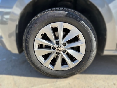 Skoda Kamiq 1.5 TSI Ambition 110 kW (150 CV) 13 Skoda Kamiq 1.5 TSI Ambition 110 kW (150 CV) 13