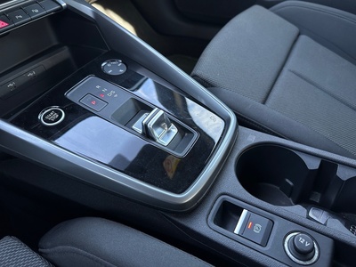 Audi A3 Sportback S line 35 TDI 110 kW (150 CV) S tronic 14 Audi A3 Sportback S line 35 TDI 110 kW (150 CV) S tronic 14