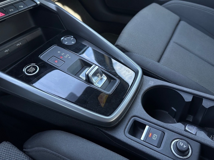 Audi A3 Sportback S line 35 TDI 110 kW (150 CV) S tronic Vehículo usado en Madrid Audi A3 Sportback S line 35 TDI 110 kW (150 CV) S tronic Vehículo usado en Madrid