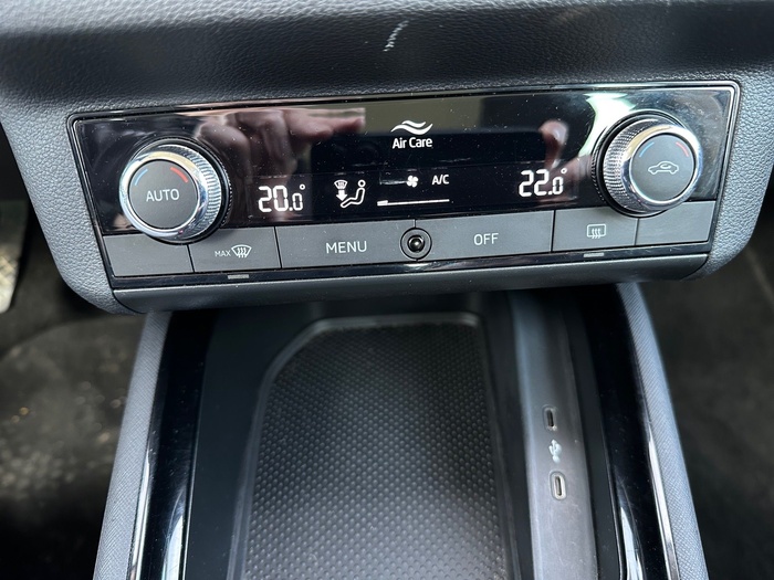 Skoda Kamiq 1.5 TSI Ambition 110 kW (150 CV) Vehículo usado en Madrid Skoda Kamiq 1.5 TSI Ambition 110 kW (150 CV) Vehículo usado en Madrid