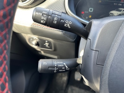 MG ZS 1.5 Comfort 78 kW (106 CV) 19 MG ZS 1.5 Comfort 78 kW (106 CV) 19