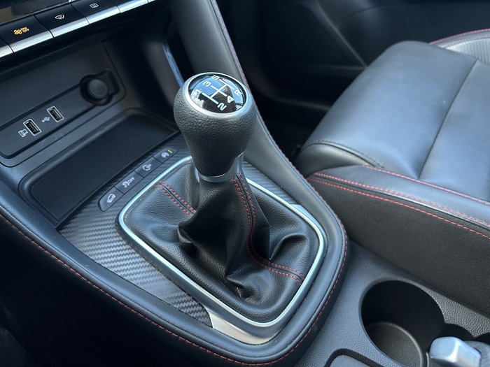 MG ZS 1.5 Comfort 78 kW (106 CV) Vehículo usado en Madrid MG ZS 1.5 Comfort 78 kW (106 CV) Vehículo usado en Madrid