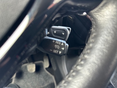 Peugeot 108 1.0 VTi Active 53 kW (72 CV) 19 Peugeot 108 1.0 VTi Active 53 kW (72 CV) 19