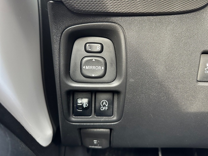 Peugeot 108 1.0 VTi Active 53 kW (72 CV) Vehículo usado en Madrid Peugeot 108 1.0 VTi Active 53 kW (72 CV) Vehículo usado en Madrid