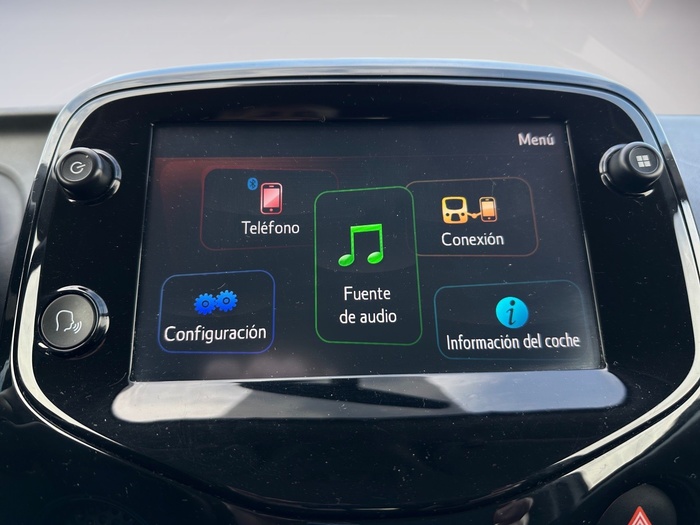 Peugeot 108 1.0 VTi Active 53 kW (72 CV) Vehículo usado en Madrid Peugeot 108 1.0 VTi Active 53 kW (72 CV) Vehículo usado en Madrid