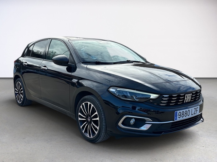 Fiat Tipo 1.0 Life 74 kW (101 CV) Vehículo usado en Madrid Fiat Tipo 1.0 Life 74 kW (101 CV) Vehículo usado en Madrid