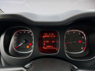 Fiat Panda 1.0 Hybrid GSE 51 kW (70 CV) 10 Fiat Panda 1.0 Hybrid GSE 51 kW (70 CV) 10