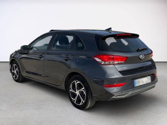 Hyundai i30 1.0 TGDI Essence 88 kW (120 CV) Vehículo usado en Madrid Hyundai i30 1.0 TGDI Essence 88 kW (120 CV) Vehículo usado en Madrid