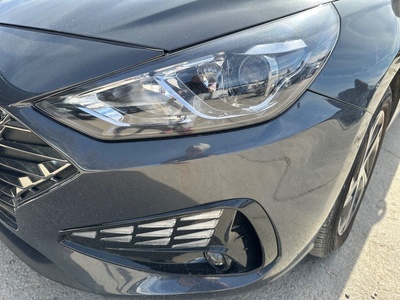 Hyundai i30 1.0 TGDI Essence 88 kW (120 CV) 16 Hyundai i30 1.0 TGDI Essence 88 kW (120 CV) 16