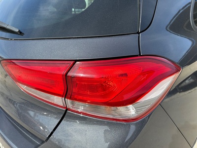 Hyundai i30 1.0 TGDI Essence 88 kW (120 CV) 17 Hyundai i30 1.0 TGDI Essence 88 kW (120 CV) 17