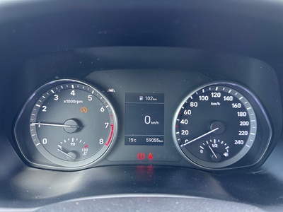 Hyundai i30 1.0 TGDI Essence 88 kW (120 CV) 10 Hyundai i30 1.0 TGDI Essence 88 kW (120 CV) 10