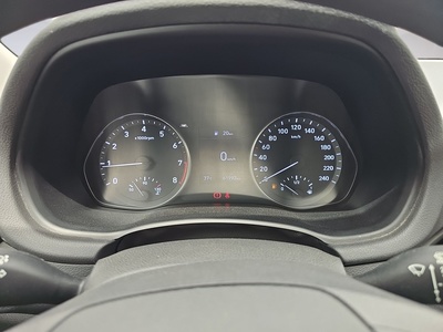 Hyundai i30 1.5 DPI Essence 81 kW (110 CV) 9 Hyundai i30 1.5 DPI Essence 81 kW (110 CV) 9