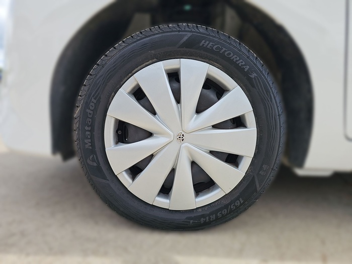 Toyota Aygo 1.0 70 x-play 53 kW (72 CV) Vehículo usado en Madrid Toyota Aygo 1.0 70 x-play 53 kW (72 CV) Vehículo usado en Madrid