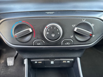 Hyundai i20 1.0 TGDI Klass 74 kW (100 CV) 17 Hyundai i20 1.0 TGDI Klass 74 kW (100 CV) 17