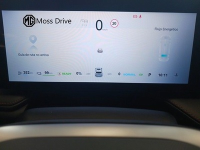 MG eHS 1.5T PHEV Luxury 200 kW (272 CV) 4 MG eHS 1.5T PHEV Luxury 200 kW (272 CV) 4