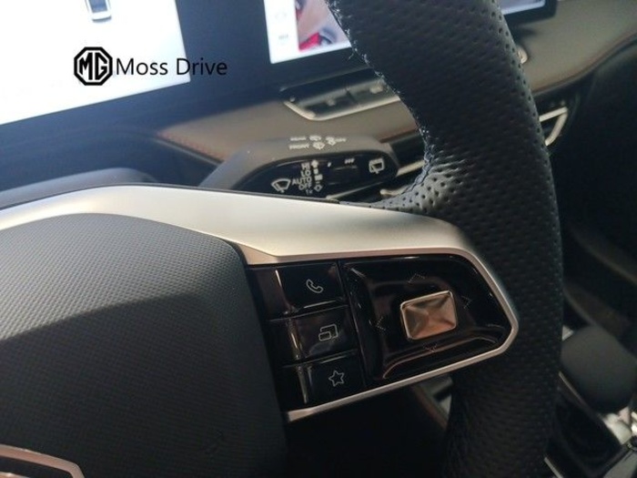 MG eHS 1.5T PHEV Luxury 200 kW (272 CV) KM0 en Valladolid MG eHS 1.5T PHEV Luxury 200 kW (272 CV) KM0 en Valladolid