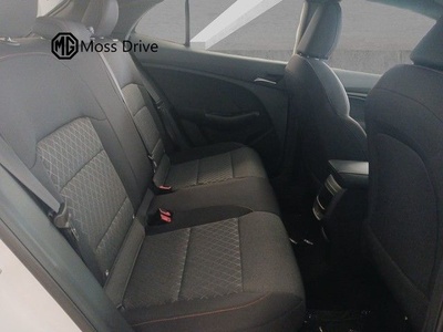 MG MG3 Hybrid+ Standard 143 kW (195 CV) 6 MG MG3 Hybrid+ Standard 143 kW (195 CV) 6