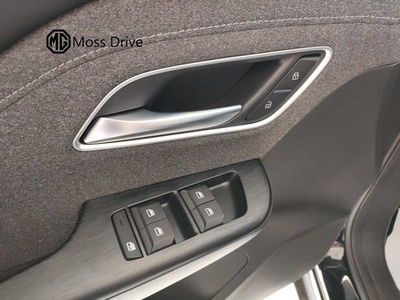 MG ZS 1.5 Hybrid+ Standard 145 kW (197 CV) 1 MG ZS 1.5 Hybrid+ Standard 145 kW (197 CV) 1