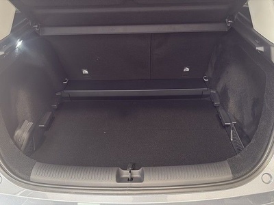 MG ZS 1.5 Hybrid+ Luxury 145 kW (197 CV) 6 MG ZS 1.5 Hybrid+ Luxury 145 kW (197 CV) 6