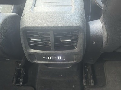 Toyota Proace City Verso 1.2 Family Active L1 Auto 96 kW (131 CV) 5 Toyota Proace City Verso 1.2 Family Active L1 Auto 96 kW (131 CV) 5