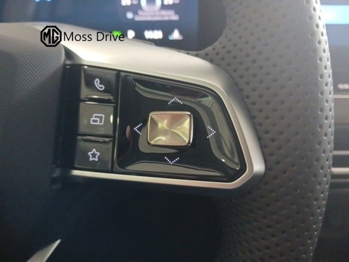 MG HS 1.5T PHEV Comfort DCT 200 kW (272 CV) Vehículo usado en Valladolid MG HS 1.5T PHEV Comfort DCT 200 kW (272 CV) Vehículo usado en Valladolid