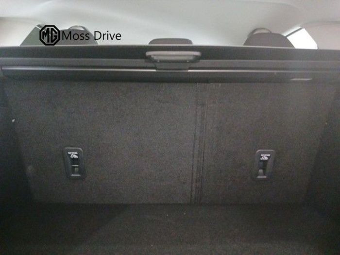 MG HS 1.5T PHEV Comfort DCT 200 kW (272 CV) Vehículo usado en Valladolid MG HS 1.5T PHEV Comfort DCT 200 kW (272 CV) Vehículo usado en Valladolid