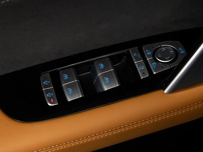 BYD Tang Flagship 380 kW (517 CV) 7 BYD Tang Flagship 380 kW (517 CV) 7