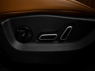 BYD Tang Flagship 380 kW (517 CV) 7 BYD Tang Flagship 380 kW (517 CV) 7