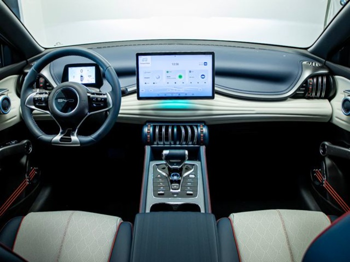 BYD Atto 3 Comfort 150 kW (204 CV) Vehículo usado en Valladolid BYD Atto 3 Comfort 150 kW (204 CV) Vehículo usado en Valladolid