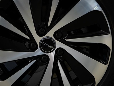 BYD Seal U DM-i Comfort 160 kW (218 CV) 10 BYD Seal U DM-i Comfort 160 kW (218 CV) 10