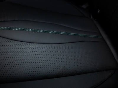 BYD Seal U DM-i Comfort 160 kW (218 CV) 10 BYD Seal U DM-i Comfort 160 kW (218 CV) 10