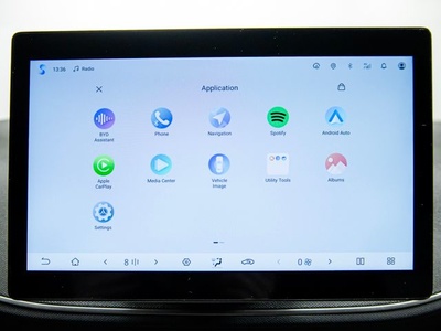 BYD Dolphin Surf Boost 65 kW (88 CV) 3 BYD Dolphin Surf Boost 65 kW (88 CV) 3