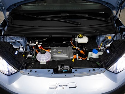 BYD Dolphin Surf Boost 65 kW (88 CV) 5 BYD Dolphin Surf Boost 65 kW (88 CV) 5