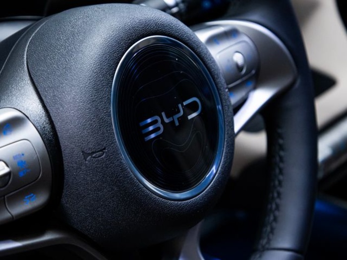 BYD Dolphin Comfort 150 kW (204 CV) Vehículo usado en Valladolid BYD Dolphin Comfort 150 kW (204 CV) Vehículo usado en Valladolid