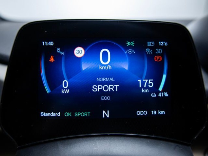 BYD Dolphin Comfort 150 kW (204 CV) Vehículo usado en Valladolid BYD Dolphin Comfort 150 kW (204 CV) Vehículo usado en Valladolid