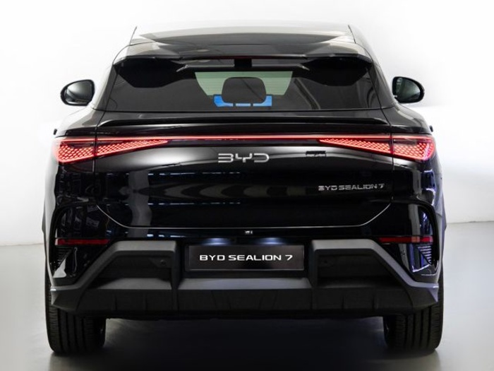 BYD Sealion 7 83 kWh Comfort 230 kW (313 CV) KM0 en Valladolid BYD Sealion 7 83 kWh Comfort 230 kW (313 CV) KM0 en Valladolid