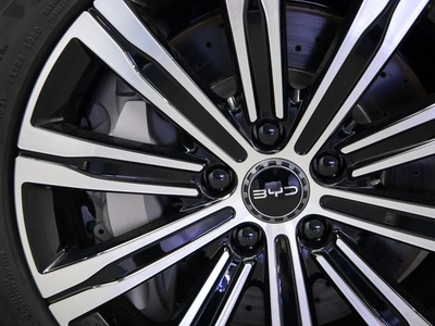 BYD Sealion 7 83 kWh Comfort 230 kW (313 CV) 4 BYD Sealion 7 83 kWh Comfort 230 kW (313 CV) 4