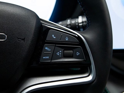 BYD Seal U DM-i Comfort 160 kW (218 CV) 11 BYD Seal U DM-i Comfort 160 kW (218 CV) 11