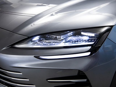 BYD Seal U DM-i Comfort 160 kW (218 CV) 11 BYD Seal U DM-i Comfort 160 kW (218 CV) 11