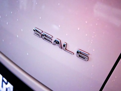 BYD Seal 6 DM-i Touring Comfort 156 kW (212 CV) 5 BYD Seal 6 DM-i Touring Comfort 156 kW (212 CV) 5