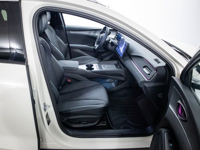 BYD Seal 6 DM-i Touring Comfort 156 kW (212 CV) 5 BYD Seal 6 DM-i Touring Comfort 156 kW (212 CV) 5