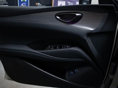 BYD Seal 6 DM-i Touring Comfort 156 kW (212 CV) 5 BYD Seal 6 DM-i Touring Comfort 156 kW (212 CV) 5