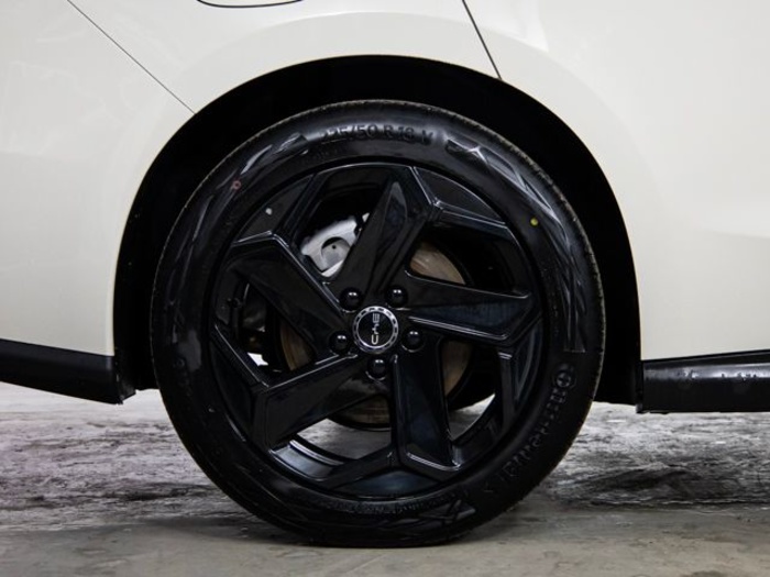 BYD Seal 6 DM-i Touring Comfort 156 kW (212 CV) Vehículo usado en Valladolid BYD Seal 6 DM-i Touring Comfort 156 kW (212 CV) Vehículo usado en Valladolid