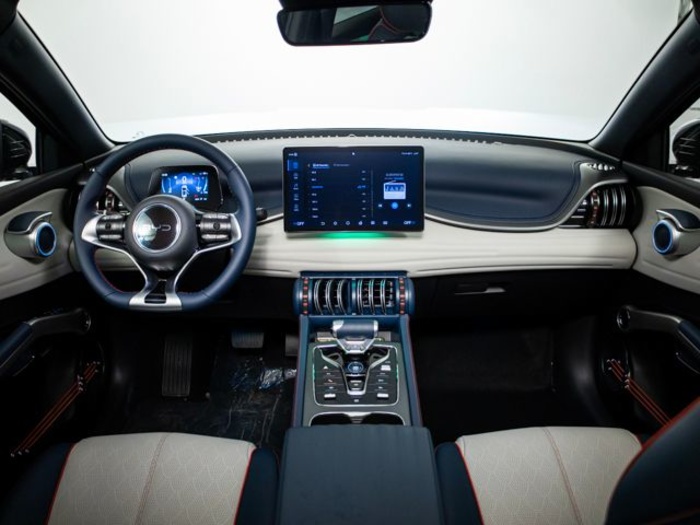 BYD Atto 3 Comfort 150 kW (204 CV) Vehículo usado en Valladolid BYD Atto 3 Comfort 150 kW (204 CV) Vehículo usado en Valladolid