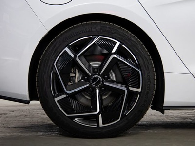 BYD Seal Design RWD 230 kW (313 CV) 6 BYD Seal Design RWD 230 kW (313 CV) 6