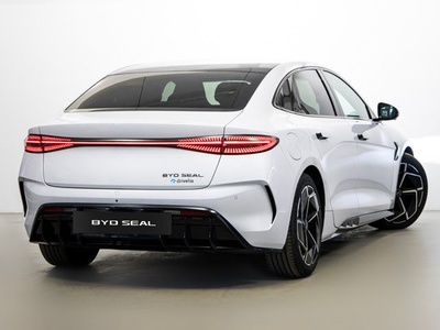 BYD Seal Design RWD 230 kW (313 CV) 6 BYD Seal Design RWD 230 kW (313 CV) 6