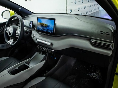 BYD Dolphin Surf Boost 65 kW (88 CV) 4 BYD Dolphin Surf Boost 65 kW (88 CV) 4