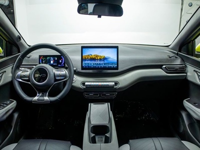 BYD Dolphin Surf Boost 65 kW (88 CV) 4 BYD Dolphin Surf Boost 65 kW (88 CV) 4