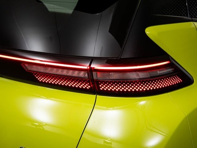 BYD Dolphin Surf Boost 65 kW (88 CV) 4 BYD Dolphin Surf Boost 65 kW (88 CV) 4